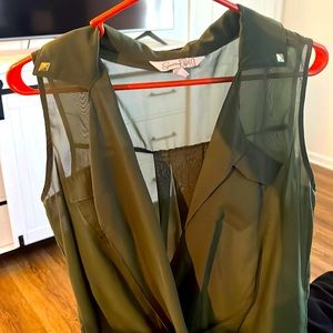 Size S sheer top